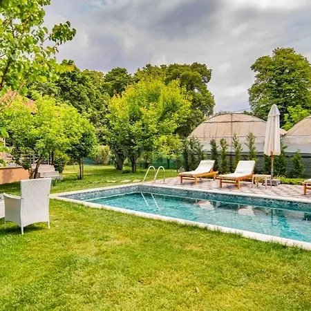 וילה Outstanding Villa With Private Pool And Shared Orchard In Fethiye